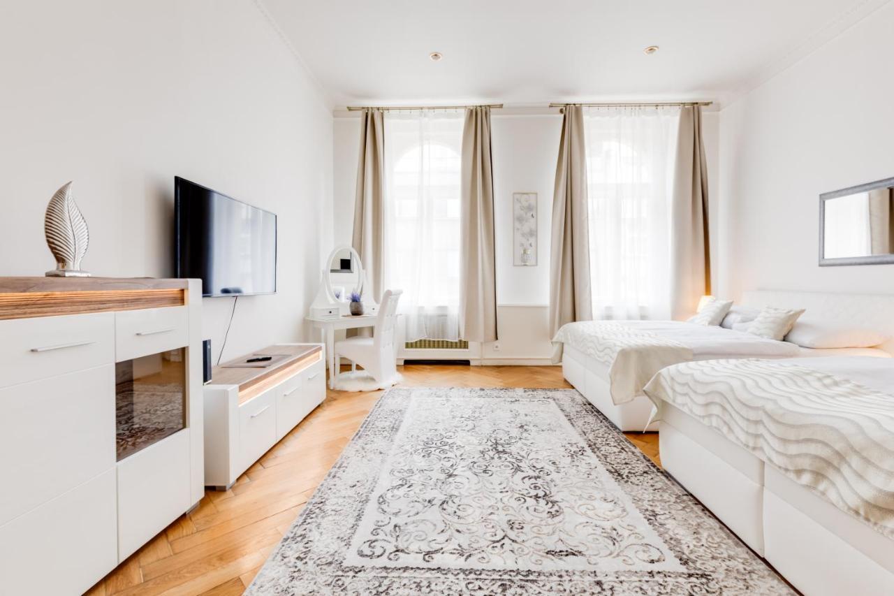 Wenceslass Square Royal Residence Apartments براغ المظهر الخارجي الصورة