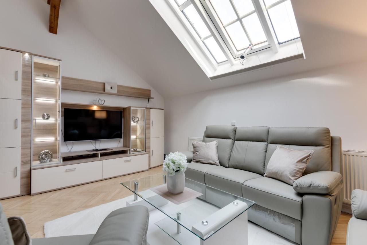 Wenceslass Square Royal Residence Apartments براغ المظهر الخارجي الصورة