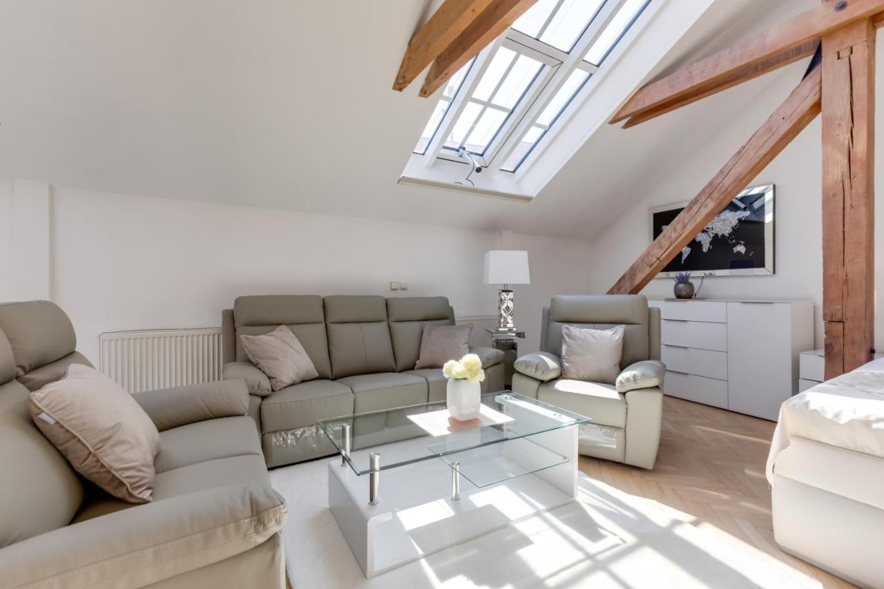 Wenceslass Square Royal Residence Apartments براغ المظهر الخارجي الصورة