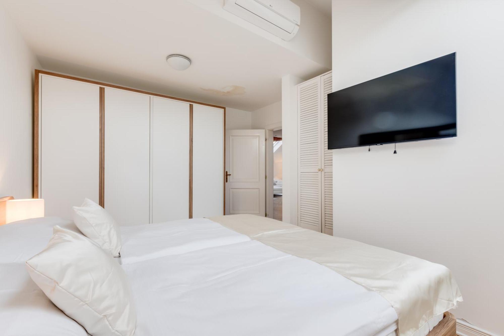 Wenceslass Square Royal Residence Apartments براغ المظهر الخارجي الصورة
